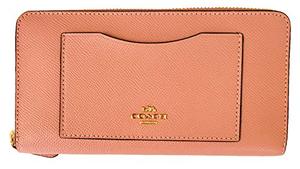 여자코치가방 백 Coach Crossgrain Leather Accordion Zip Wallet (Pink Petal)  미국출고-560318